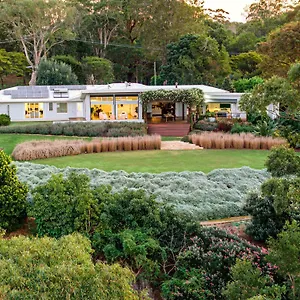 The Jasmine At - Photo Shoot Location Montville